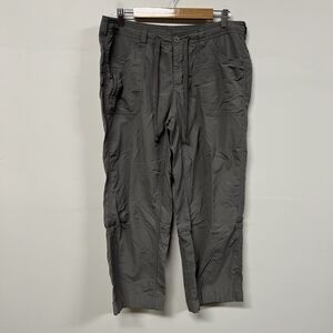 The North Face Women’s Hiking Pants Gray Nylon Size 14 Short 27” Inseam Cropped